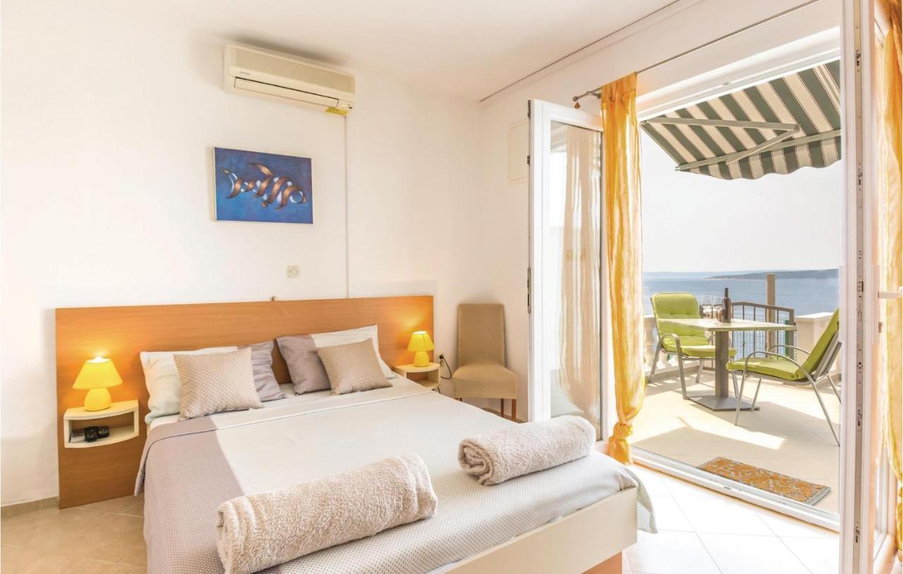 Lovely Apartment In Brela With House Sea View Exterior photo