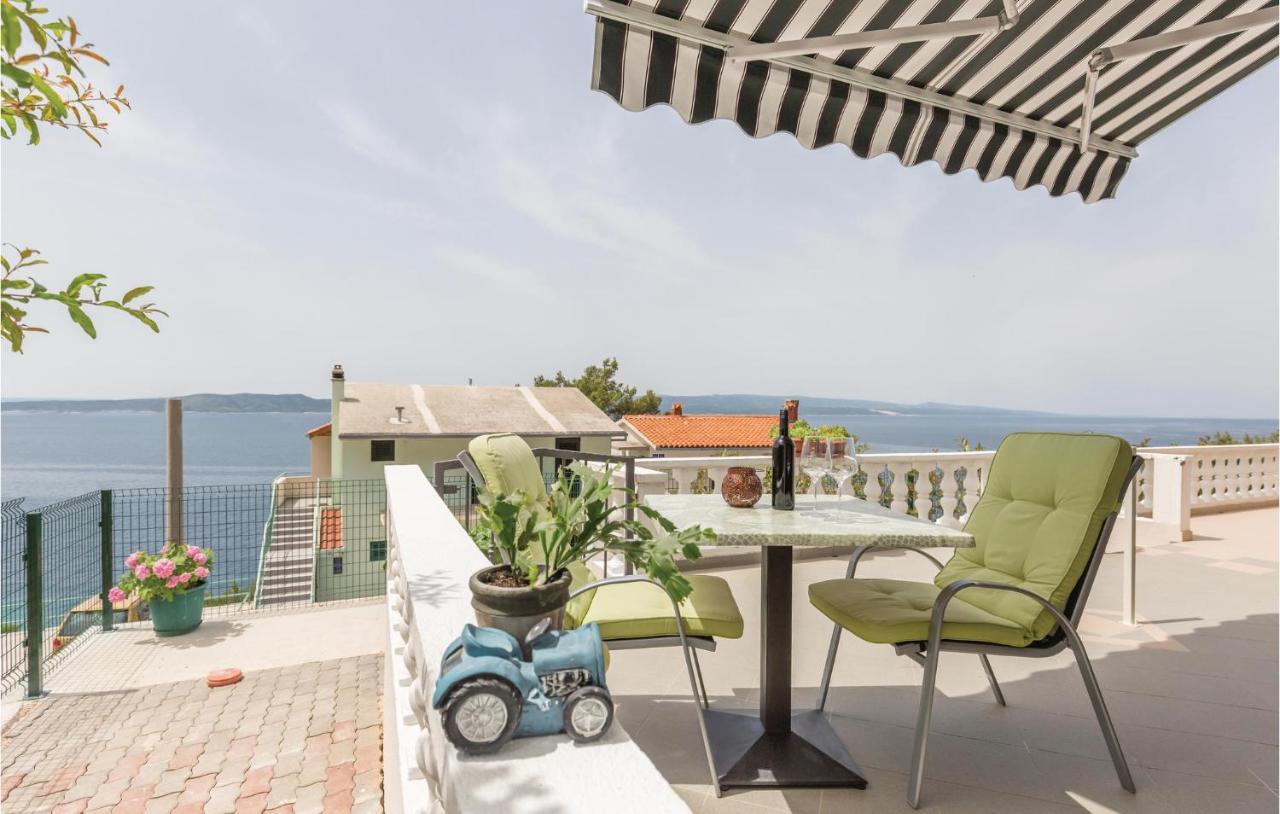 Lovely Apartment In Brela With House Sea View Exterior photo